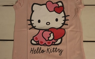 UUSI vaaleanpunainen HELLO KITTY T-paita, koko 122/128 cm