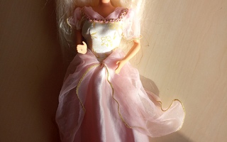 Barbie Mettel 1976