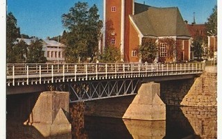 Uusikaarlepyy kirkko ja silta, 1960-luku