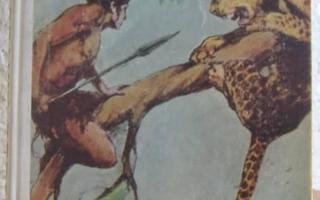 Edgar Rice Burroughs: Tarzanin pedot, Taikajousi-66. 3p 193s