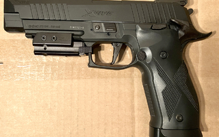 SIG Sauer P226 X-Five ilmapistooli