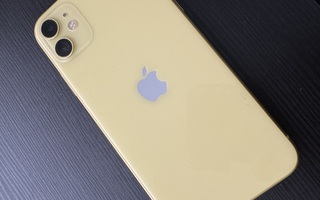 iPhone 11. Keltainen. 64 GB.