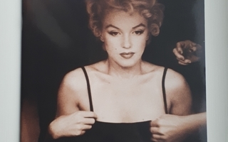 Marilyn Monroe: Photo Book
