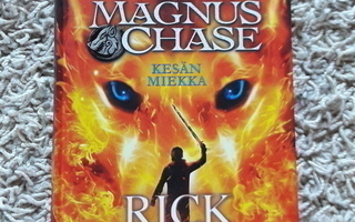 Rick Riordan: Magnus Chase - Kesän miekka