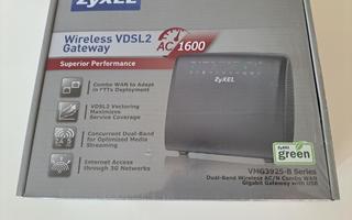 Uusi ZyXelin reititin, Wireless VDSL2 Gateway.