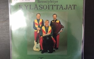 Tanssiyhtye Kyläsoittajat - Tumma yö CDEP