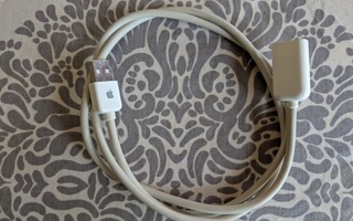 Valkoinen Apple USB 2 jatkojohto / kaapeli 1m