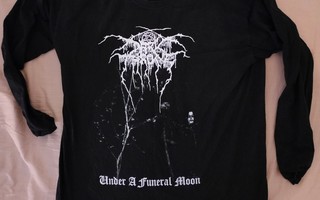 Darkthrone : Under A Funeral Moon - pitkähihainen paita