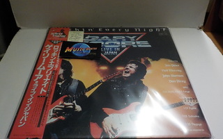 GARY MOORE - ROCKIN´ EVERY NIGHT LIVE IN JAPAN EX+/EX+ LP