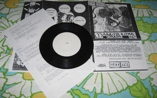 7" SA INT Maailma ilman rajoja EP (SA Records 004, 1989)