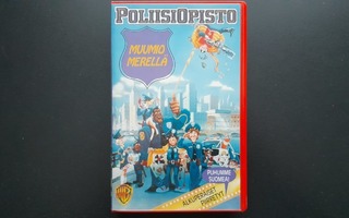 VHS: Poliisiopisto 2 - Muumio Merellä (1993)