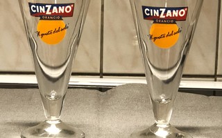 Vintage Cinzano Orancio lasit 2 kpl yhdessä