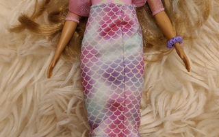 Barbie peal mermaid nukke