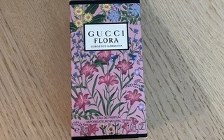Gucci Flora tuoksu, vähänkäytetty!