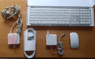 Apple sälää, Virtalähteet, Magic Mouse ja Keyboard
