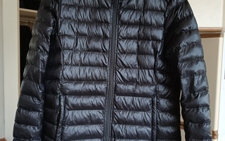 Uudenveroinen Everestin takki koko 42, vastaa kokoa 36-38