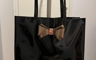 Ted baker musta iso icon bag