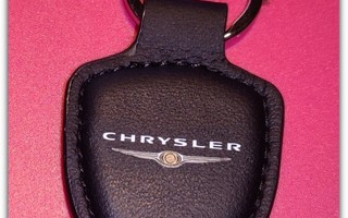 Pieni nahkainen Chrysler avaimenperä