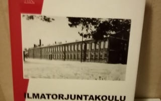 TOIVONEN  :  ILMATORJUNTAKOULU 1940-2000 ( SIS POSTIKULU  )