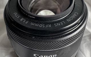 Canon rf 50mm f/1.8