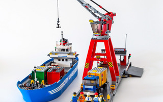 LEGO City 7994 - LEGO City Harbour