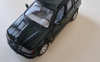 Kinsmart Bmw X5 1:36