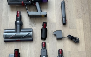 Dyson V11 absolute