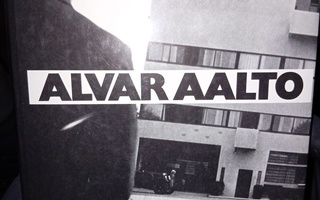 Göran Schildt : Alvar Aalto : The Decisive Years ( SIS POSTI