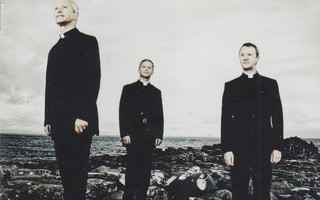 CD: The Priests ?– Harmony