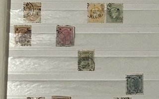 yli 1000 erilaista postimerkkiä Itävallasta ajalta 1858-1990