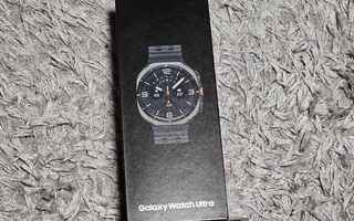 Samsung Galaxy Watch Ultra Titanium Silver