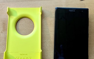 Nokia lumia 1020 ja akkukahva
