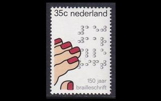 Alankomaat 1057 ** Pistekirjoitus 150v (1975)