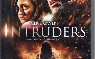 Intruders (Clive Owen, Carice van Houten, Izán Corchero)
