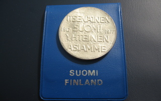 10 mk hopea juhlaraha Itsenäisyys 60 v. - 1977