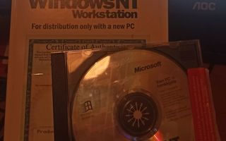 Microsoft Windows NT 4.0 Workstation CD + ohje / lisenssi