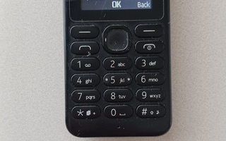 Nokia 130 peruspuhelin