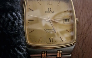 Omega paristokello.