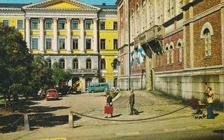Helsinki: Valtioneuvosto ja Ritarihuone