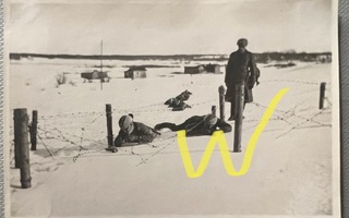 Valokuva RUK 1926 talvikurssi läpi esteiden