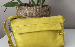 A+more keltainen laukku