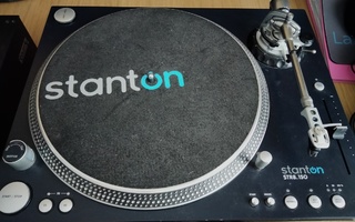 Stanton STR8-150 DJ levysoitin