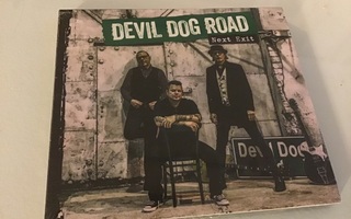 Devil dog road - next exit CD muoveissa