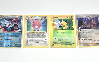 Pokemon - 4kpl holo kortteja