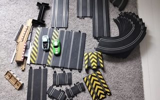 scalextric autoradan ratapaloja