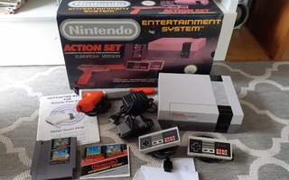 Nintendo Entertainment System NES Action Set konsoli