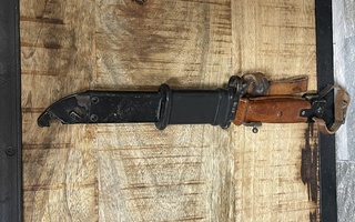 AK-47 pistin