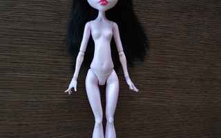 Monster High G1 Draculaura