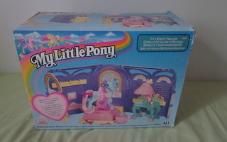 My Little Pony G2, leikkisetti: Ivy's Beauty Parlour