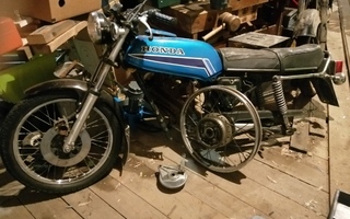 Honda CB 125 Twin projekti